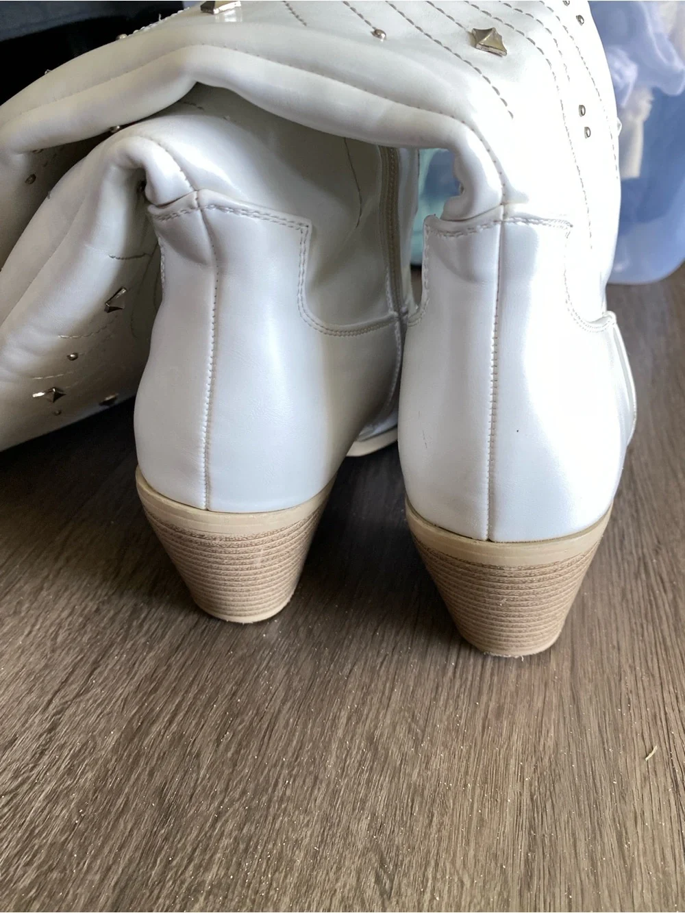 White Western-Inspired Mid-Calf Boots with Sunburst Stitching